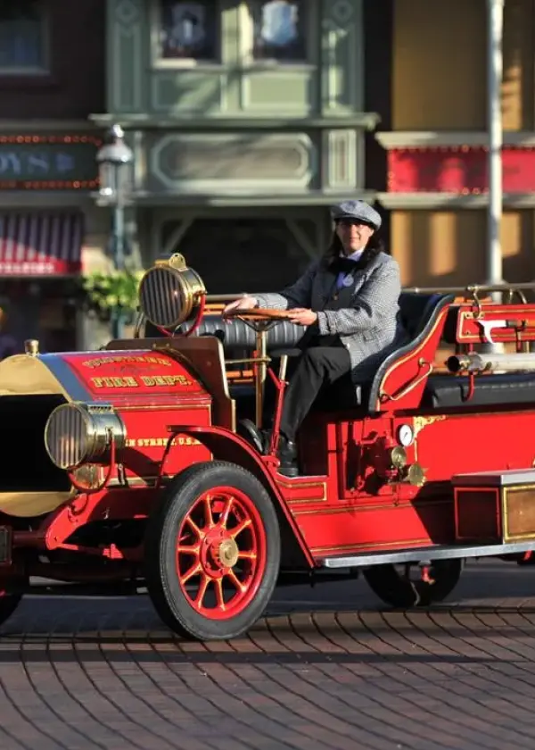Main Street Vehicles – Parc Disneyland