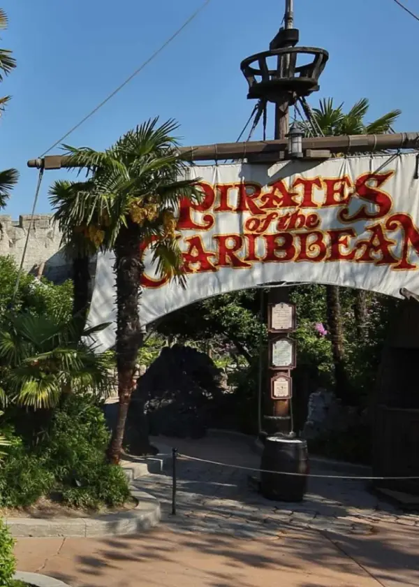 Pirates of the Caribbean – Parc Disneyland