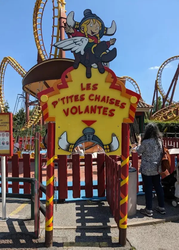 Les Petites Chaises Volantes – Parc Astérix